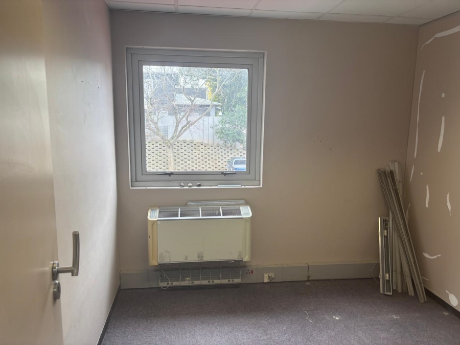 To Let Commercial Property for Rent in Rosendal Western Cape